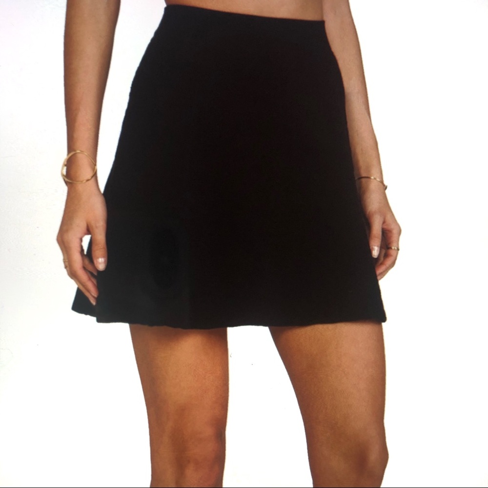 Theory stretch knit flared mini skirt size S